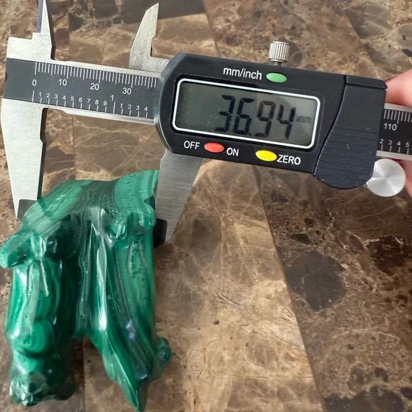 Green Malachite Cats Figurine Carved - Picture 9 of 13